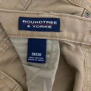 Men’s khakis jeans 38x30.. Roundtree and York